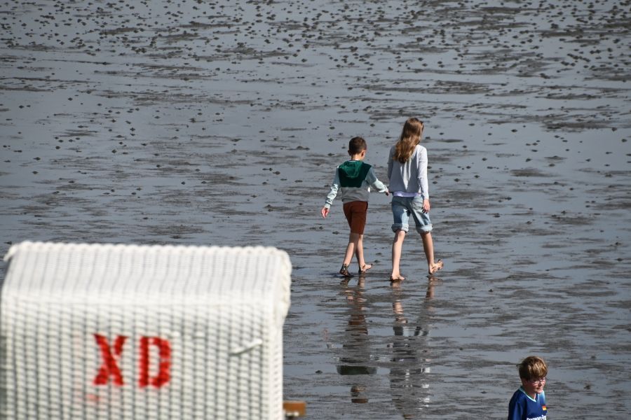 Wattenmeer mit Menschen